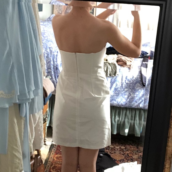 Dress - Picture 5 of 5
